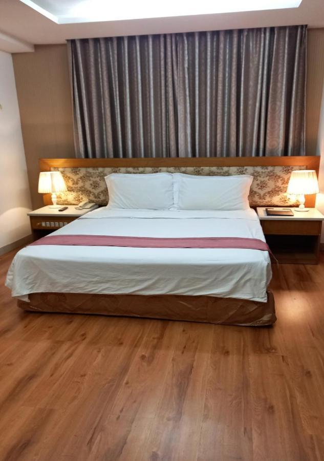 Khai Hoan Apartment Hotel Хошимин Экстерьер фото